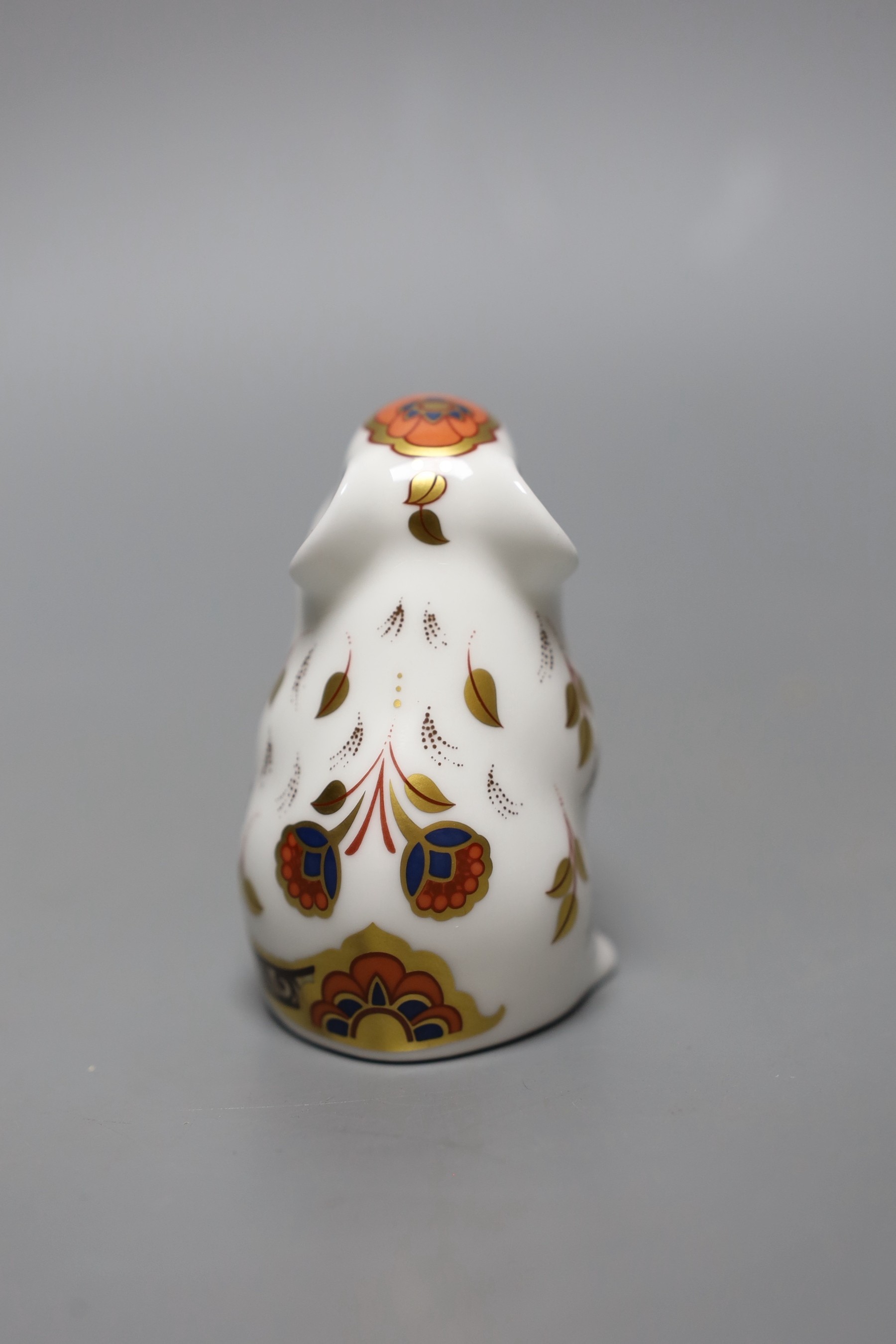A Royal Crown Derby paperweight - Mouse, gold stopper, boxed, no certificate